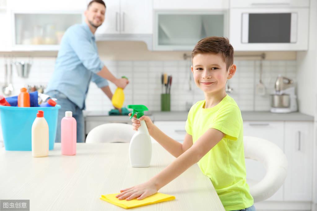 为什么猫闻完84就打滚