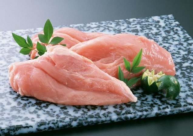 狗狗长期吃鸡胸肉的坏处