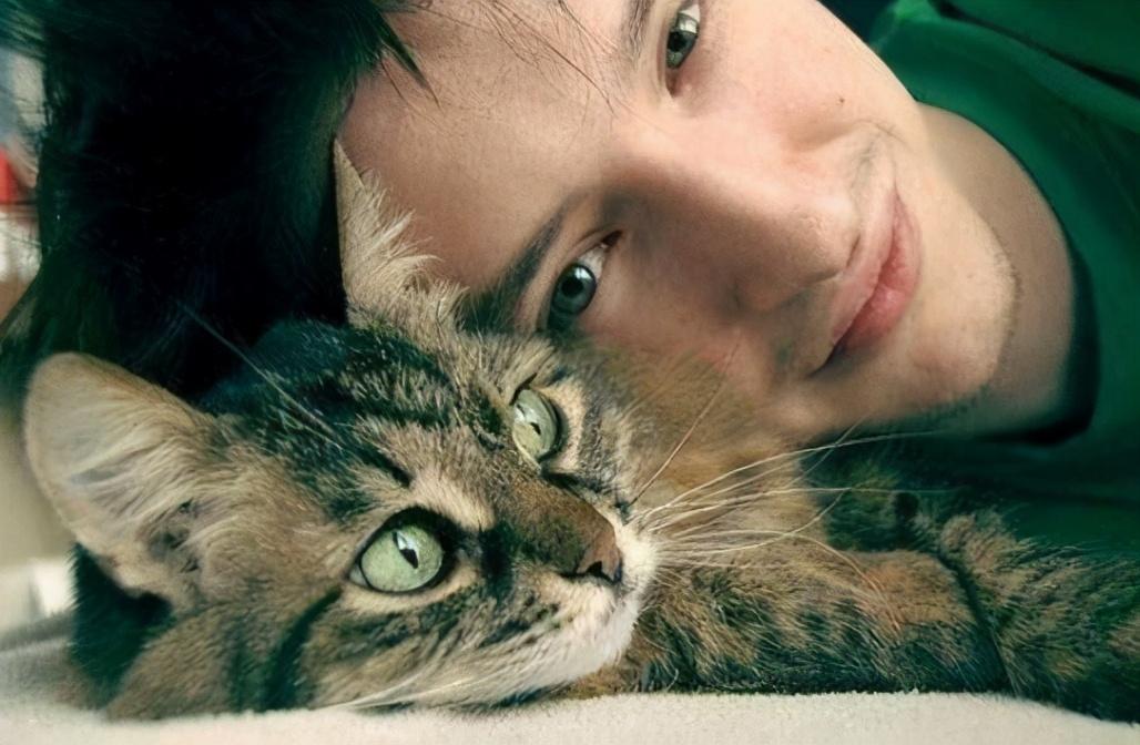 养猫的男生都是渣男吗（养猫的单身男孩子对待感情方式）